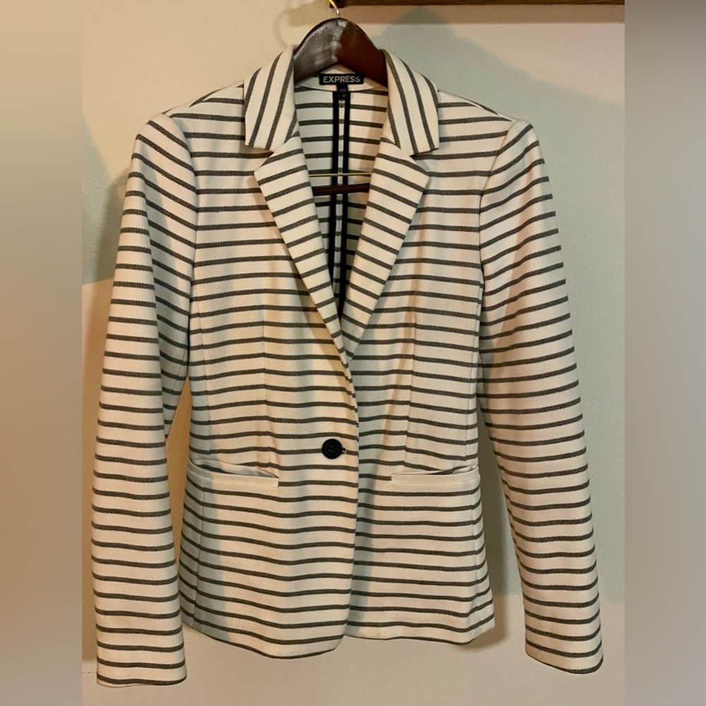 Express size small off-white and black striped blazer